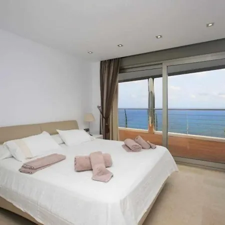 Chalet En Altea 알리칸테