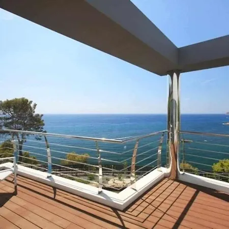 Chalet En Altea *
