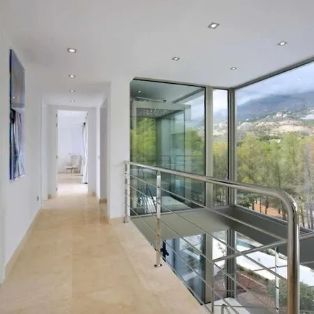 Chalet En Altea 알리칸테
