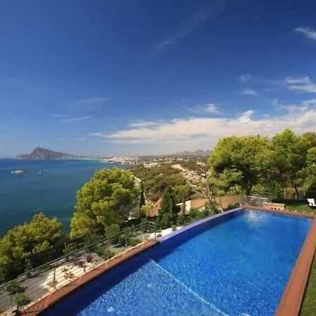 Chalet En Altea *
